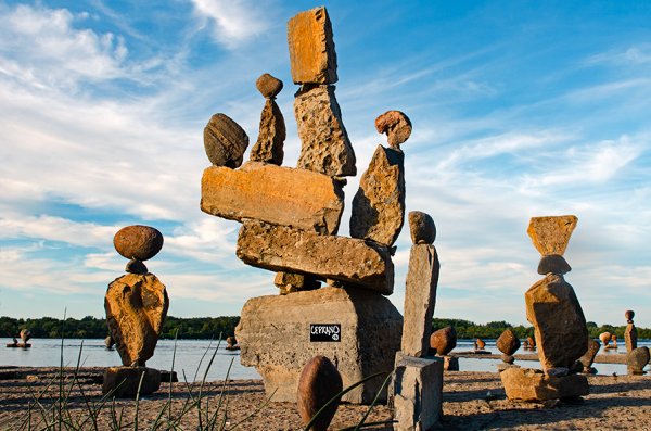 09sep23_Water gatherers' Totem 