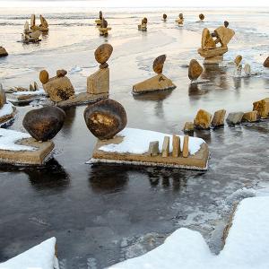 02dec25_flowing in the freeze